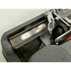 MACCHINA da SCRIVERE VINTAGE Hermes Baby OLD TYPEWRITER anni 50 PAILLARD Suisse