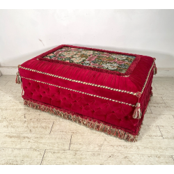 GRANDE PUFF ELEGANTE POGGIA PIEDI STILE ANTICO CON ROTELLE 113cm X 76cm ANNI 70