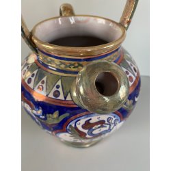 BROCCA GLOBULARE MANICO MAIOLICA LUSTRO METALLICO DECORO MOTIVO GRIFONI 33cm/h