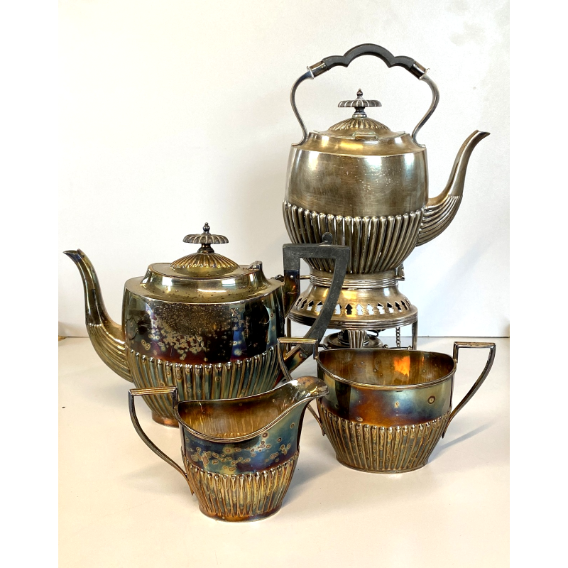 ANTICO SET 4pz. da TE CAFFE  SAMOVAR TEIERA BRICCO LATTE ZUCCHERIERA VITTORIANO
