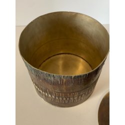 CONTENITORE  BRUTALISTA Celeste Gallinaro METALLO MARTELLATO COPERCHIO '60