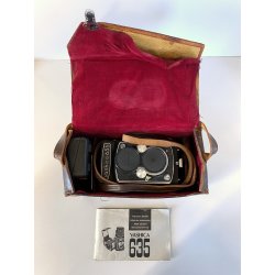 FOTOCAMERA YASHICA 635  REFLEX 6X6-35mm Yashikor 80mm f/3.5 BORSA CONVERSION KIT