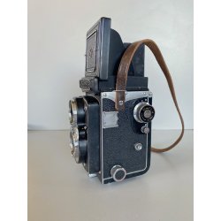 FOTOCAMERA YASHICA 635  REFLEX 6X6-35mm Yashikor 80mm f/3.5 BORSA CONVERSION KIT