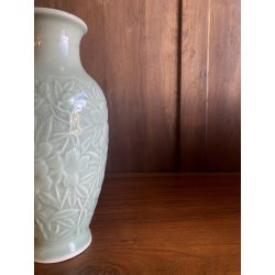 VASO PORCELLANA CINESE MONOCROMA CELADON DECORO RILIEVO FIORI PAESAGGIO XX sec