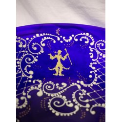ANTICO RARO PIATTO VETRO MURANO BLU GLASS  DECORATO FIGURE DAMA CAVALIERI '800