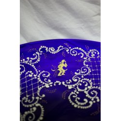 ANTICO RARO PIATTO VETRO MURANO BLU GLASS  DECORATO FIGURE DAMA CAVALIERI '800