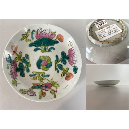 ANTICO PIATTINO PORCELLANA CINESE FAMILLE ROSE MOTIVO QUATTRO STAGIONI ø 13,5 cm