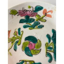 ANTICO PIATTINO PORCELLANA CINESE FAMILLE ROSE MOTIVO QUATTRO STAGIONI ø 13,5 cm