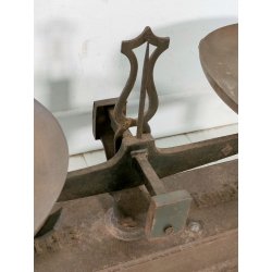 ANTICA PICCOLA BILANCIA 2 PIATTI PESA FERRO BATTUTO epoca '800 FORCE 15 KILOG