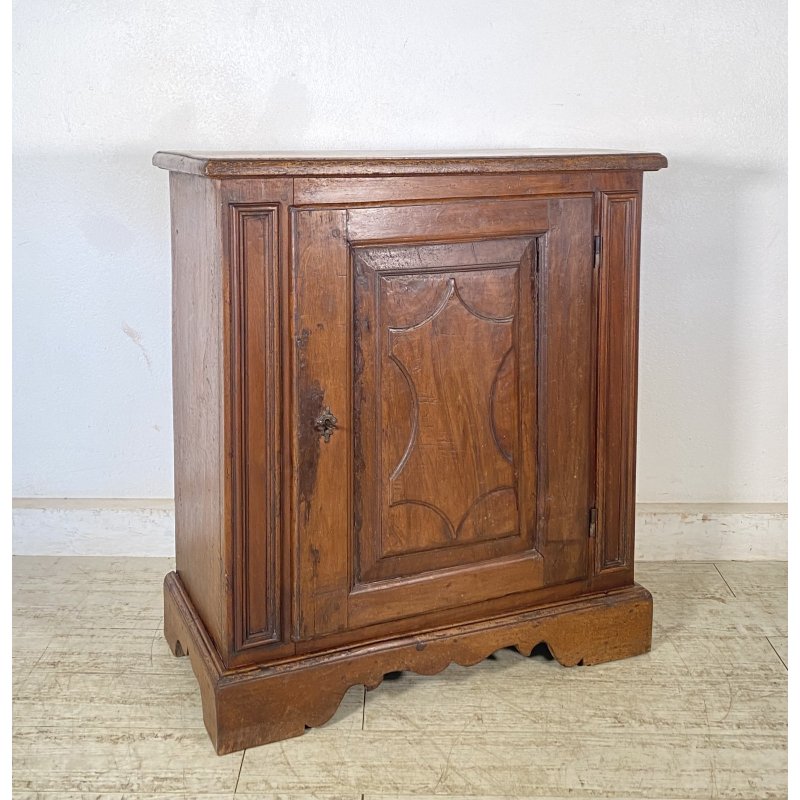 ANTICA CREDENZA RUSTICA 1800 LEGNO NOCE INTAGLIATO MADIA DISPENSA FORMELLA