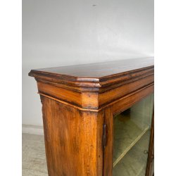 ANTICA VETRINA ESPOSITORE LEGNO NOCE EPOCA '800 CREDENZA 2 ANTE RIPIANI STOFFA