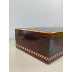 ANTICA SCATOLA GIAGUARO PORTA GIOIE LEGNO INTARSIATO OTTONE MADREPERLA SCRIGNO