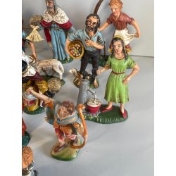 Lotto 43 pz STATUINE PRESEPE PASTA PLASTICA VARIE EPOCHE SACRO ANIMALI NATALE