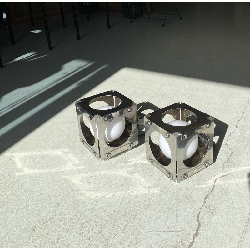 COPPIA LAMPADA TAVOLO CUBICA ACCIAIO SFERA VETRO ABATJOUR DESIGN BRUTALISTA '70s