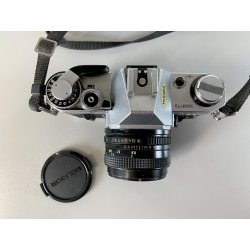 FOTOCAMERA REFLEX CANON AE-1 35mm OBIETTIVO FD 50 1:1,8 JAPAN '70