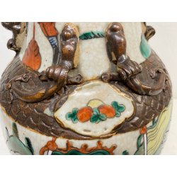 VASO PORCELLANA CINESE FAMILLE VERDE DECORO SCENE BATTAGLIA CANI DI FO XX sec