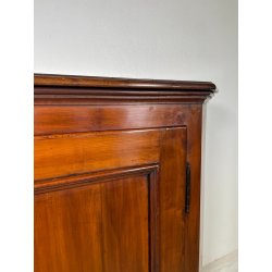 ANTICA CREDENZA SCANTONATA STRETTA LEGNO NOCE EPOCA 800 2 ANTE RIPIANI SERRATURA