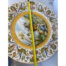 ANTICO PIATTO PARATA CERAMICA MAIOLICA DECORO ISTORIATO SCENA MITOLOGICA ø 56cm