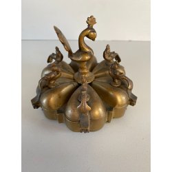 ANTICO CONTENITORE PORTA SPEZIE POLVERE kumkum INDIANO DECORO PAVONE OTTONE