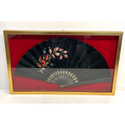 ANTICO QUADRO VENTAGLIO NERO TECA DIPINTO STOFFA LEGNO DECORO CORNICE ORO '900