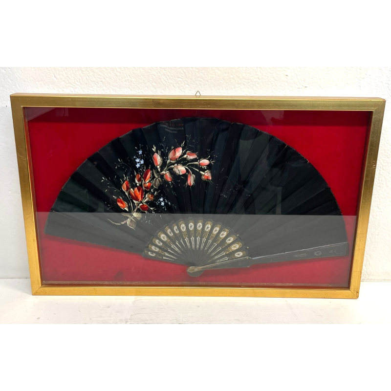 ANTICO QUADRO VENTAGLIO NERO TECA DIPINTO STOFFA LEGNO DECORO CORNICE ORO '900