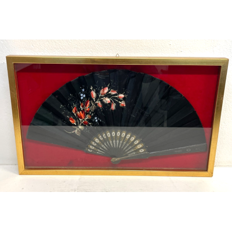 ANTICO QUADRO VENTAGLIO NERO TECA DIPINTO STOFFA LEGNO DECORO CORNICE ORO '900