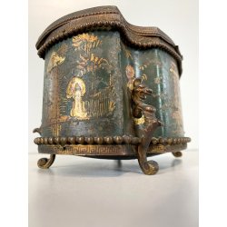 ANTICO COFANETTO PORTAGIOIE SAGOMATO METALLO TESSUTO DECORO CHINOISERIE '800/900