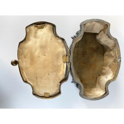 ANTICO COFANETTO PORTAGIOIE SAGOMATO METALLO TESSUTO DECORO CHINOISERIE '800/900