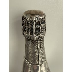 vecchia BOTTIGLIA CHAMPAGNE DECORATIVA vintage METALLO ARGENTATO firmata h 18,8