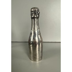 vecchia BOTTIGLIA CHAMPAGNE DECORATIVA vintage METALLO ARGENTATO firmata h 18,8