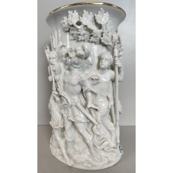 VASO DECORATIVO CERAMICA Capodimonte '900 DORATO SCULTURA BASSORILIEVO ALLEGORIA