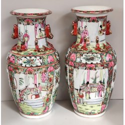 COPPIA ANTICO VASO CINESE FAMILLE ROSE PORCELLANA DIPINTO SCENA QUOTIDIANA FIORI