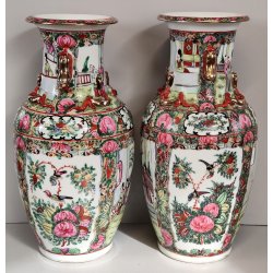 COPPIA ANTICO VASO CINESE FAMILLE ROSE PORCELLANA DIPINTO SCENA QUOTIDIANA FIORI
