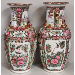COPPIA ANTICO VASO CINESE FAMILLE ROSE PORCELLANA DIPINTO SCENA QUOTIDIANA FIORI