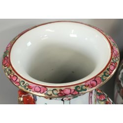 COPPIA ANTICO VASO CINESE FAMILLE ROSE PORCELLANA DIPINTO SCENA QUOTIDIANA FIORI