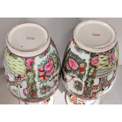 COPPIA ANTICO VASO CINESE FAMILLE ROSE PORCELLANA DIPINTO SCENA QUOTIDIANA FIORI
