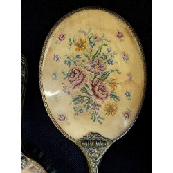 antico SET TOELETTA SPECCHIO e SPAZZOLA ricamo PETIT POINT vittoriano 1930/40