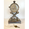 OROLOGIO a PENDOLO DA CAMINO METALLO ARGENTATO NON funziona CLOCK 34cm/h XIX sec