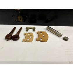 ANTICO VIOLINO da STUDIO COPPIA ARCHETTI CUSTODIA LEGNO DA RESTAURARE META' 900