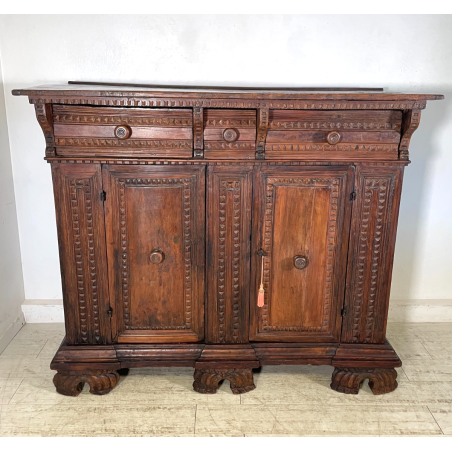 ANTICA GRANDE CREDENZA BAROCCA EPOCA 1600 LEGNO NOCE CASSETTI ANTE RIPIANI OLD