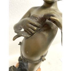 SCULTURA BRONZO FIRMATA V. Cinque "PESCATORELLO" SCUGNIZZO BASE MARMO 48,5 cm/h
