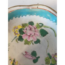 PIATTO DECORATIVO ALZATINA Famille Rose MOTIVO FARFALLE PEONIE CHINA XIX  ø17 cm