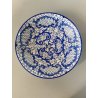 ANTICO PIATTO PARETE CERAMICA DECORO GIRALI E VOLUTE BLU COBALTO SU BIANCO ø17cm