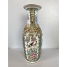 VASO PORCELLANA CINESE FAMILLE ROSE DECORO POLICROMO ISTORIATO PEONIE UCCELLI
