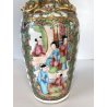 VASO PORCELLANA CINESE FAMILLE ROSE DECORO POLICROMO ISTORIATO PEONIE UCCELLI