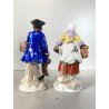 COPPIA STATUINE PORCELLANA CAPODIMONTE  FIGURE CACCIATORE VENDITRICE FRUTTA '900