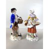COPPIA STATUINE PORCELLANA CAPODIMONTE  FIGURE CACCIATORE VENDITRICE FRUTTA '900