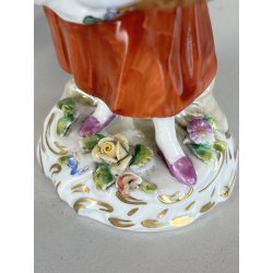 COPPIA STATUINE PORCELLANA CAPODIMONTE  FIGURE CACCIATORE VENDITRICE FRUTTA '900