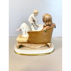 STATUINA FIGURA PORCELLANA CAPODIMONTE Radaelli MATERNITà SCENA FAMILIARE '70/80