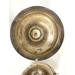 VASO COPPA FIORIERA CENTROTAVOLA METALLO ARGENTATO DECORO SBALZO BACELLATO H26cm